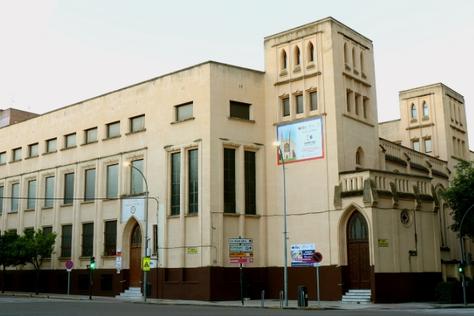 Fachada colegio FEC SFBA